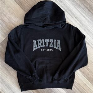 Aritzia Classic Black Pullover